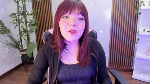  FLUFFY BUBBLE  online show from February 2025 04:12:01 AM