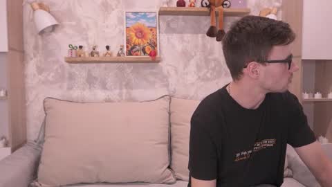 Fluffy and Krut online show from December 2025 11:39:02 AM