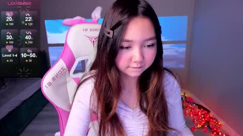 Snapshot of fluffy_rose chatting on November 2025 03:13:02 PM Rose online show from November 2025 03:13:02 PM