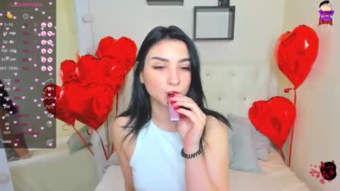 Lina online show from March 2025 11:37:01 PM