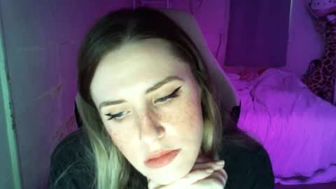 Flux online show from October 2025 01:22:02 PM