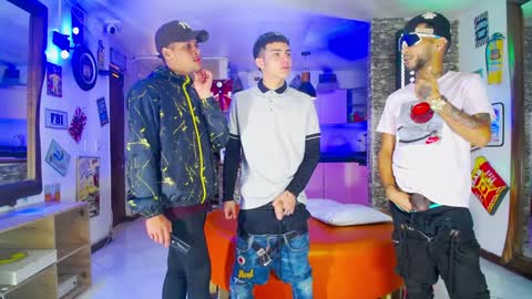 flyckers online show from December 2024 12:41:02 AM