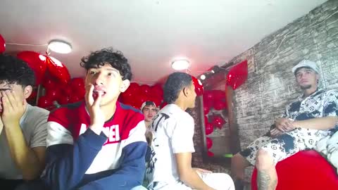 flyckers online show from February 2025 09:14:02 PM