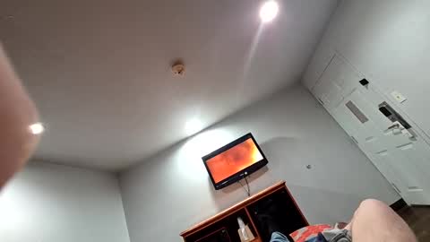 flyyboy341147 online show from September 2025 09:40:02 PM