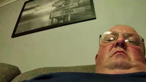 focusfuker online show from April 2026 10:51:02 PM