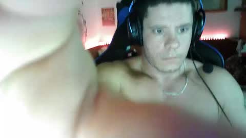 Snapshot of focusw0w chatting on October 2025 10:37:02 AM focusw0w online show from October 2025 10:37:02 AM