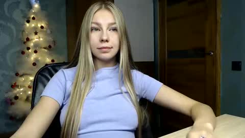 Snapshot of fofhcf chatting on January 2025 06:27:01 PM Molli Ready for any play with you. Hottest show in pvt Help a student earn big tokens online show from January 2025 06:27:01 PM
