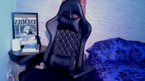 Foni online show from May 2026 12:27:02 AM