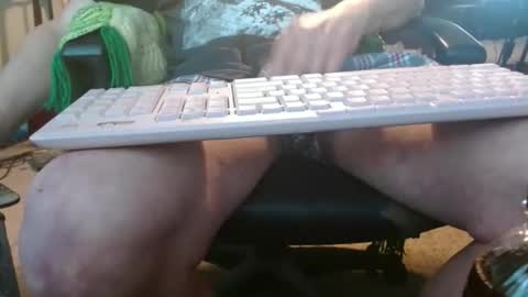 Fooman1007 online show from April 2026 10:34:01 PM