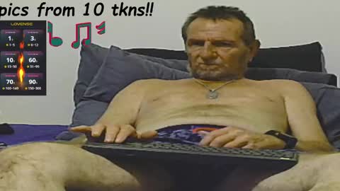 Snapshot of forexxxx_man chatting on April 2026 10:13:02 AM doc online show from April 2026 10:13:02 AM