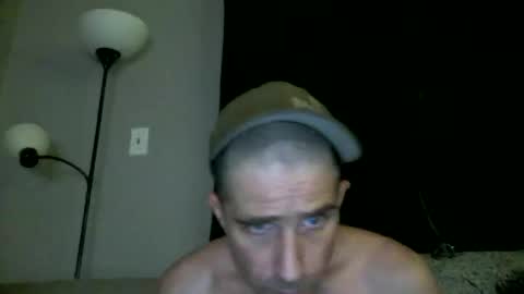 Snapshot of fouraide42 chatting on December 2024 05:51:02 AM fouraide42 online show from December 2024 05:51:02 AM