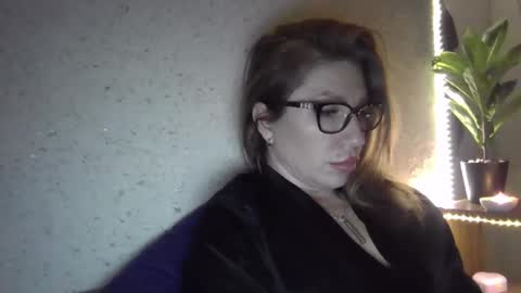 fox_red_lady7 online show from January 2025 09:57:01 PM