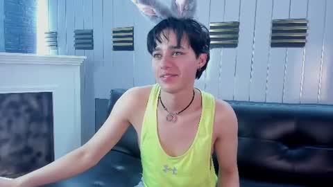 .  FOX WHITE .  online show from July 2026 06:36:01 PM