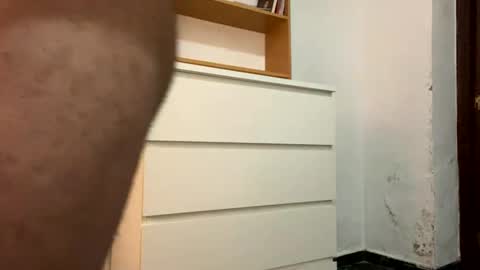 Snapshot of foxfreshwill chatting on November 2025 06:01:02 AM foxfreshwill online show from November 2025 06:01:02 AM