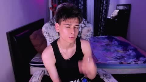 Foxicfu online show from June 2026 05:37:01 PM