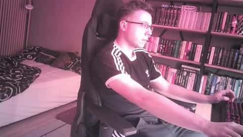 Snapshot of foxking4u chatting on November 2025 07:27:02 PM Adrian online show from November 2025 07:27:02 PM