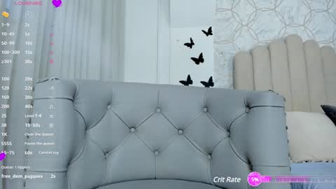 Snapshot of foxy200__ chatting on December 2024 10:45:01 PM Foxy online show from December 2024 10:45:01 PM