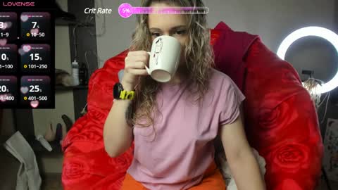Snapshot of foxy_blond chatting on January 2025 09:24:01 AM Foxy online show from January 2025 09:24:01 AM