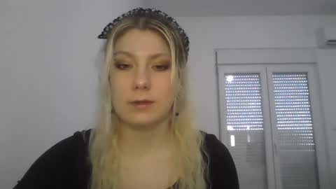 foxy_bright online show from March 2026 11:54:02 AM