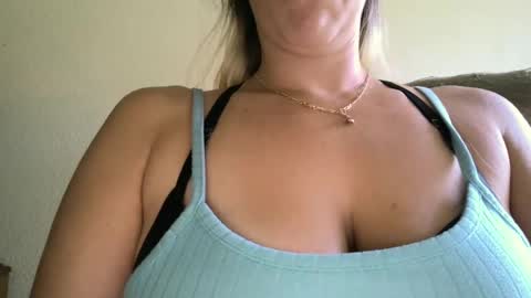 foxyfaye1 online show from September 2025 08:02:01 PM