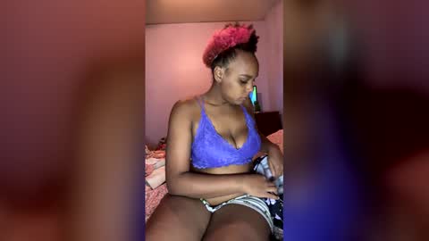 foxygoddess18 online show from March 2026 12:25:02 AM