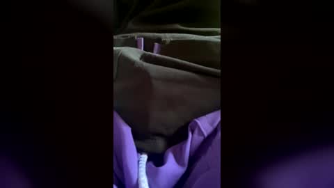 foxyhillx online show from July 2026 10:15:01 PM