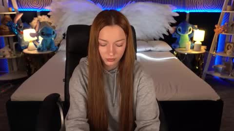 Maya online show from November 2025 02:06:01 PM