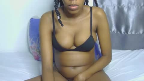 foxypennyy online show from October 2025 07:20:02 PM