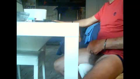 Snapshot of fra__71 chatting on September 2025 05:28:02 AM fra  71 online show from September 2025 05:28:02 AM