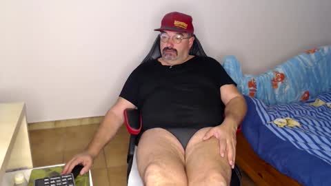 Fraboys online show from November 2025 06:49:02 AM