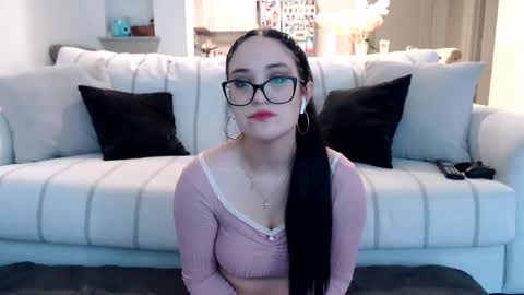 Angel online show from January 2025 08:01:01 PM