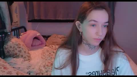 Snapshot of fran_bow chatting on June 2026 10:21:02 AM fran_bow online show from June 2026 10:21:02 AM