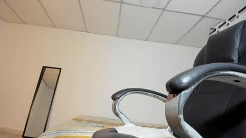 Fran online show from January 2026 04:07:02 AM