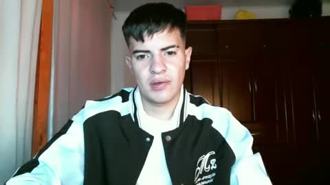 Snapshot of franccesco_699 chatting on December 2024 04:16:01 PM franccesco_699 online show from December 2024 04:16:01 PM