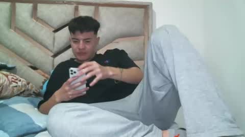 Snapshot of franccesco_699 chatting on December 2024 02:54:01 AM franccesco_699 online show from December 2024 02:54:01 AM