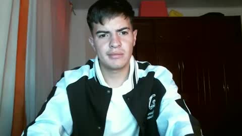Snapshot of franccesco_699 chatting on December 2024 07:08:02 PM franccesco_699 online show from December 2024 07:08:02 PM