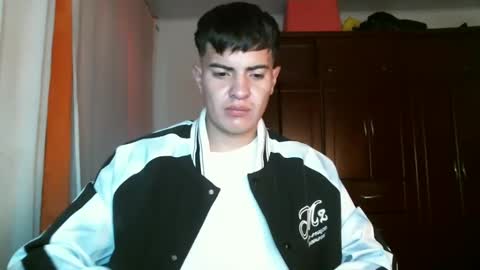 Snapshot of franccesco_699 chatting on December 2024 09:04:02 PM franccesco_699 online show from December 2024 09:04:02 PM