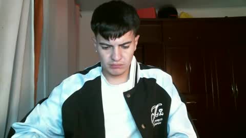 Snapshot of franccesco_699 chatting on December 2024 12:22:01 AM franccesco_699 online show from December 2024 12:22:01 AM