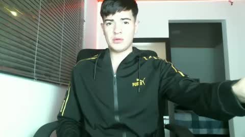 Snapshot of franccesco_699 chatting on December 2024 11:20:02 PM franccesco_699 online show from December 2024 11:20:02 PM