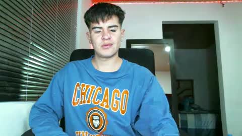 Snapshot of franccesco_699 chatting on January 2025 11:24:01 PM franccesco_699 online show from January 2025 11:24:01 PM