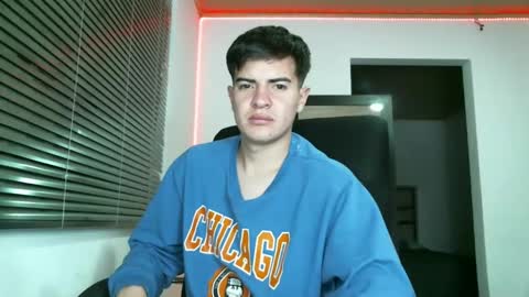 Snapshot of franccesco_699 chatting on January 2025 11:59:02 PM franccesco_699 online show from January 2025 11:59:02 PM
