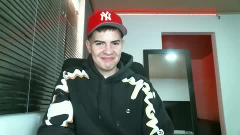 Snapshot of franccesco_699 chatting on January 2025 04:37:01 PM franccesco_699 online show from January 2025 04:37:01 PM