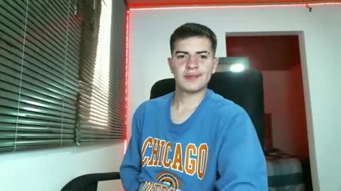 Snapshot of franccesco_699 chatting on February 2025 04:47:01 PM franccesco_699 online show from February 2025 04:47:01 PM