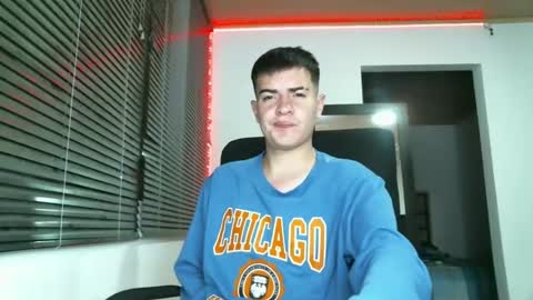 Snapshot of franccesco_699 chatting on February 2025 12:26:01 AM franccesco_699 online show from February 2025 12:26:01 AM
