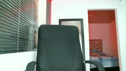 Snapshot of franccesco_699 chatting on February 2025 07:09:01 PM franccesco_699 online show from February 2025 07:09:01 PM