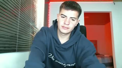 Snapshot of franccesco_699 chatting on February 2025 04:33:02 PM franccesco_699 online show from February 2025 04:33:02 PM