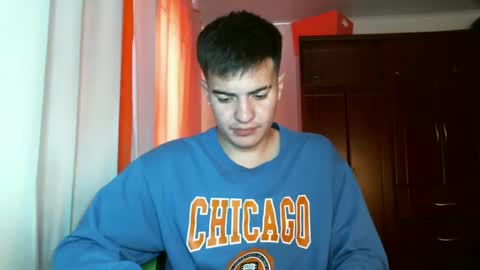 Snapshot of franccesco_699 chatting on February 2025 07:26:01 PM franccesco_699 online show from February 2025 07:26:01 PM