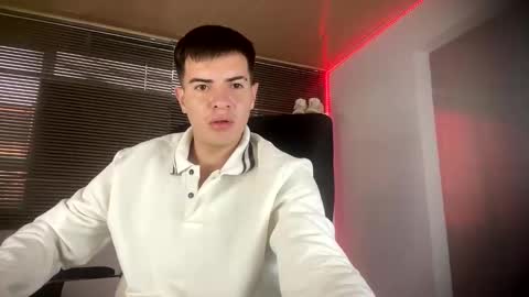 Snapshot of franccesco_699 chatting on March 2025 10:20:02 PM franccesco_699 online show from March 2025 10:20:02 PM