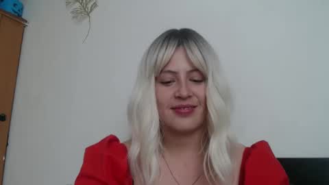 Snapshot of francescaasmith chatting on February 2025 09:09:01 PM Francesca online show from February 2025 09:09:01 PM