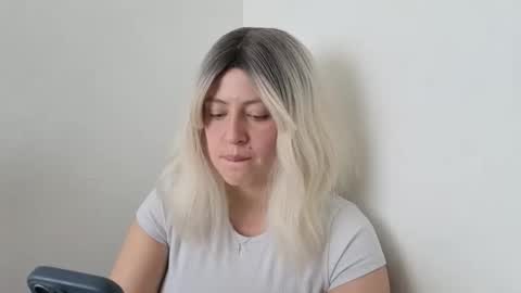 Snapshot of francescaasmith chatting on September 2025 05:34:01 PM Francesca online show from September 2025 05:34:01 PM